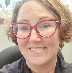 Meet your Posher, Tracy